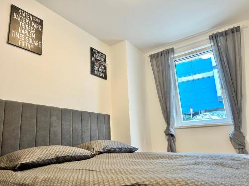 Brand New Central & Modern Apartment