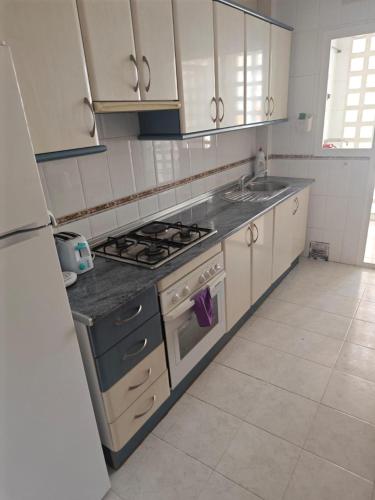 Central 2-Bed Apartment in Estepona Port