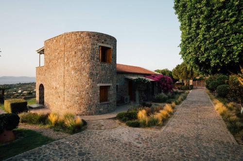 Κήπος έξω από το Terra Casa Private Villa in Aegina Island
