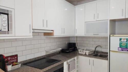 Kuchyň nebo kuchyňský kout v ubytování Casa La azohia