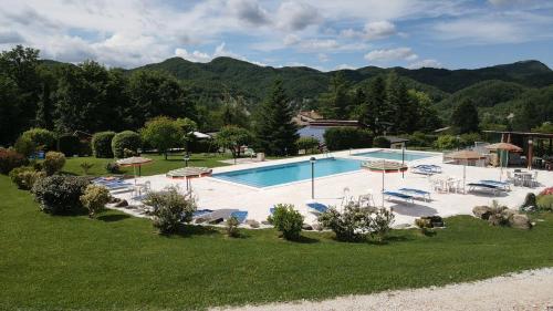 Gallery image of Agriturismo Ca Serrantonio - Ferri Appartamento Rossini in Urbania