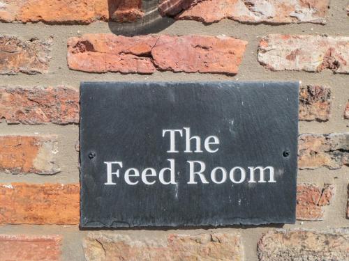 Sijil, anugerah, tanda atau dokumen lain yang dipamerkan di The Feed Room