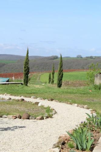 Photo de la galerie de l'établissement La Ferme de Long Pech - Piscine - Calme, à Puycelci