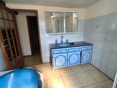 Dapur atau dapur kecil di Gite Belle Vue Xertigny