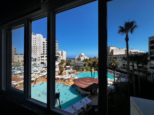 Bazén v ubytování Magic world Marina d'Or nebo v jeho okolí