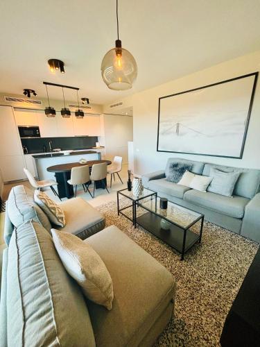 Appartement familial Mijas Ipanema avec piscine spa gym au pied du Golf