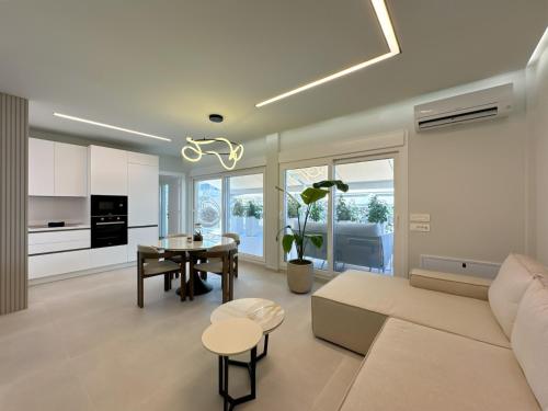 Luxurious Penthouse City Centre