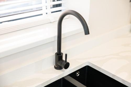 Φωτογραφία από το άλμπουμ του Luxury 4BR City Centre House - Free Parking στο Λίβερπουλ