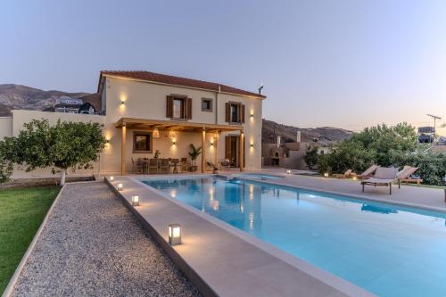 Gallery image of Ergini country villa with bio infinity pool & spa in Panayía