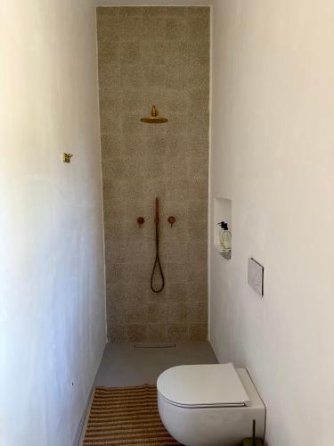 Un baño de casanu