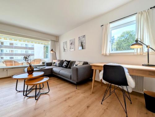 Sunny 3-Bedroom Apartment with Balcony & Parking