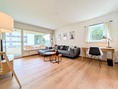 Sunny 3-Bedroom Apartment with Balcony & Parking