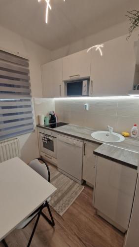 Anida Holiday Home 9400 Sopron, Jégverem utca 2 1/4 kép - 3