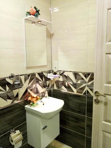 Ένα μπάνιο στο Yasin Apart hotel
