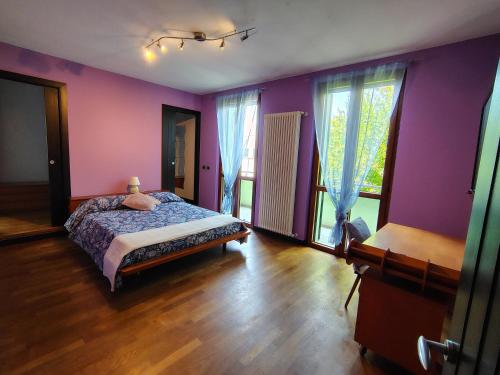 Postel nebo postele na pokoji v ubytování Fairies apt