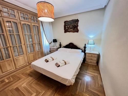 PUSHE Granada Plaza Menorca Art & Tradition