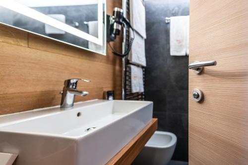 Un baño de Hotel St. Michael