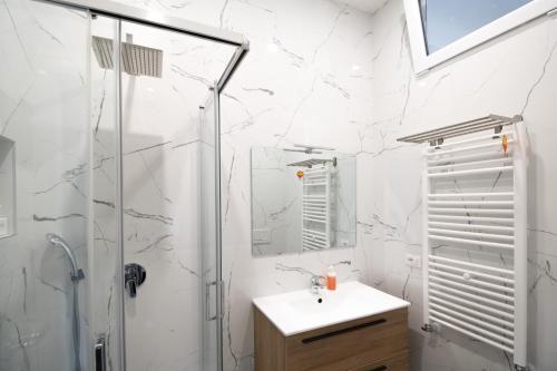 GARIBALDI ISOLA APARTMENTS - 80m from GARIBALDI station & 10min from CENTRALE station