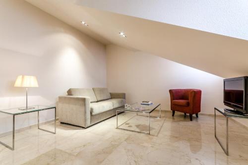 Exe Suites 33 Image