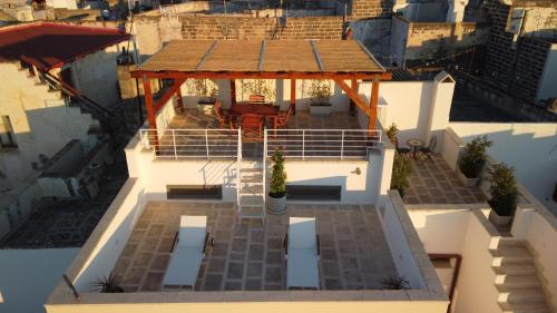 an aerial view of a building with a gazebo at Casa Vacanze Dea in Nardò