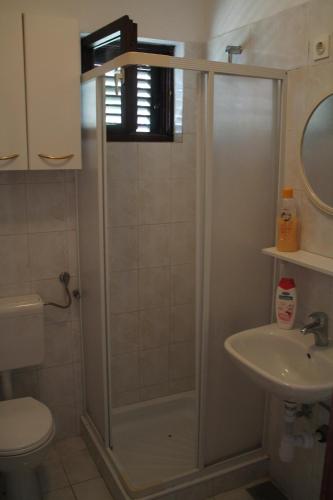 Apartments with parking space Businci, Ciovo - 14010