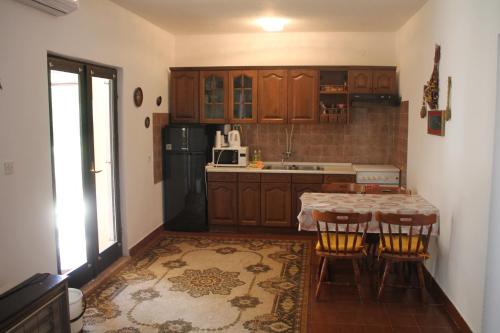 Apartments with parking space Businci, Ciovo - 14010
