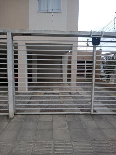Balkoni atau teres di Apartamento completo 3 quartos Suíte Sala Cozinha Lavanderia e perto de tudo