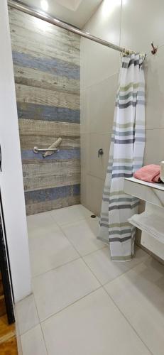 Koupelna v ubytování Cahuita Nest Containers studio homes