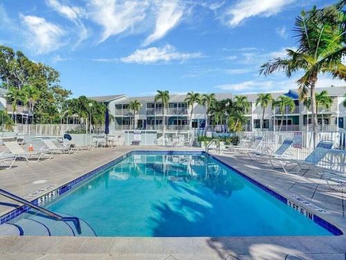 Bazén v ubytování KAWAMA G12 in Key Largo, Beach, Lagoon, Pools, Tennis nebo v jeho okolí