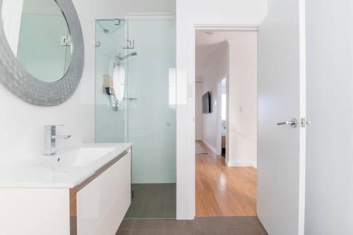 Un baño de Sunset Sands on Esplanade By Host Solutions