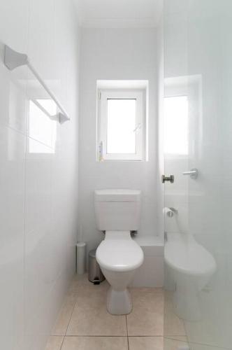 Un baño de Sunset Sands on Esplanade By Host Solutions