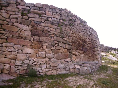 an old stone wall on a hill at Apartamento Sanin 3 in Lumbrales