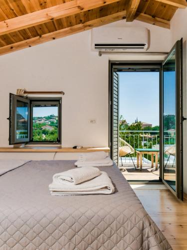 Llit o llits en una habitació de Dea's home