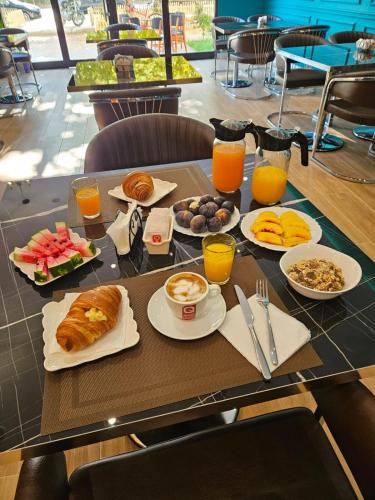 Mad på hotellet eller i nærheden