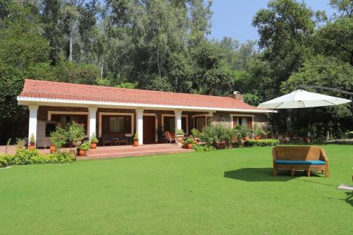 Fotografie z fotogalerie ubytování amã Stays & Trails Bliss Dhauj ,Haryana v destinaci Faridabad