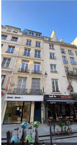 Joli studio au cœur de Paris