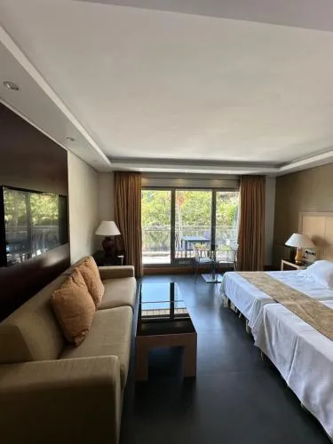 ArtPlatinum SUITES&APARTMENTS photo 7