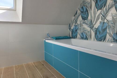 Fotografie z fotogalerie ubytování Gîte Chemin de Camet entièrement rénové, 8 pers avec 4 chambres et spa Pordic, Côtes d'Armor v destinaci Pordic