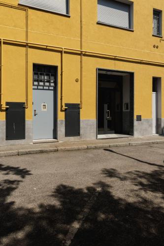 Cozy 2 BedRooms, 10 Min for Centre, 3 from Linate