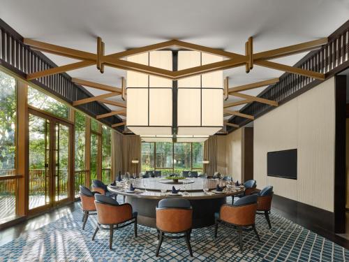 Posezení v ubytování Banyan Tree Dongguan Songshan Lake