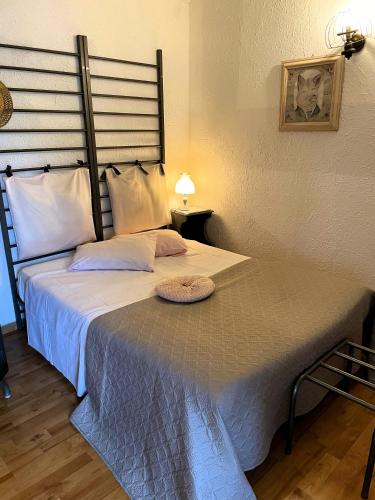 Letto o letti in una camera di Appart' d'hôtes , ch et gîte au Manoir de la Haute Pilais