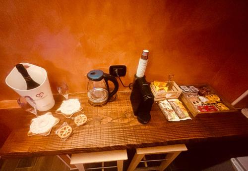 Mad på timebasishotellet eller i nærheden