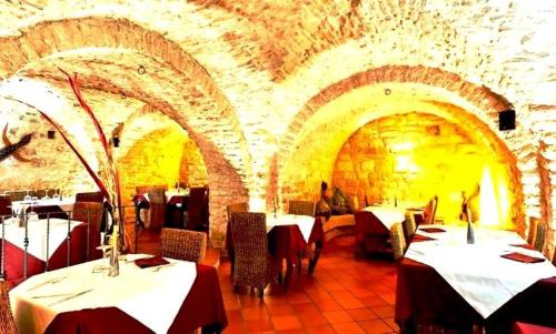מסעדה או מקום אחר לאכול בו ב-Perbacco