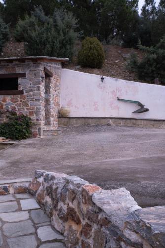 Fotografie z fotogalerie ubytování Villas 2 Cypresses with Private Pools v destinaci Áno Gatzéa