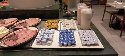 Jídlo v hotelu nebo okolí