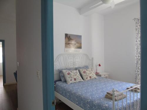 Penthouse Alvarez photo 7