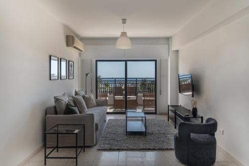 Phaedrus Living Seaview Phinikoudes Flat