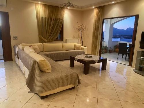 "Villa Armi"vacation house near falasarna!