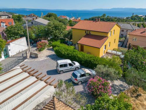 Adastra apartments with private parking, sea view and floor heating