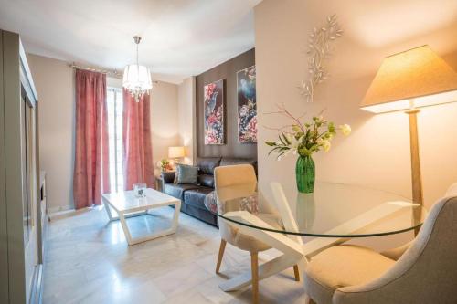 Apartamento céntrico frente Villa Oniria